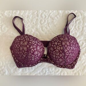 Victoria's Secret Dream Angels Underwire Lace Push Up Bra with Lace 32D